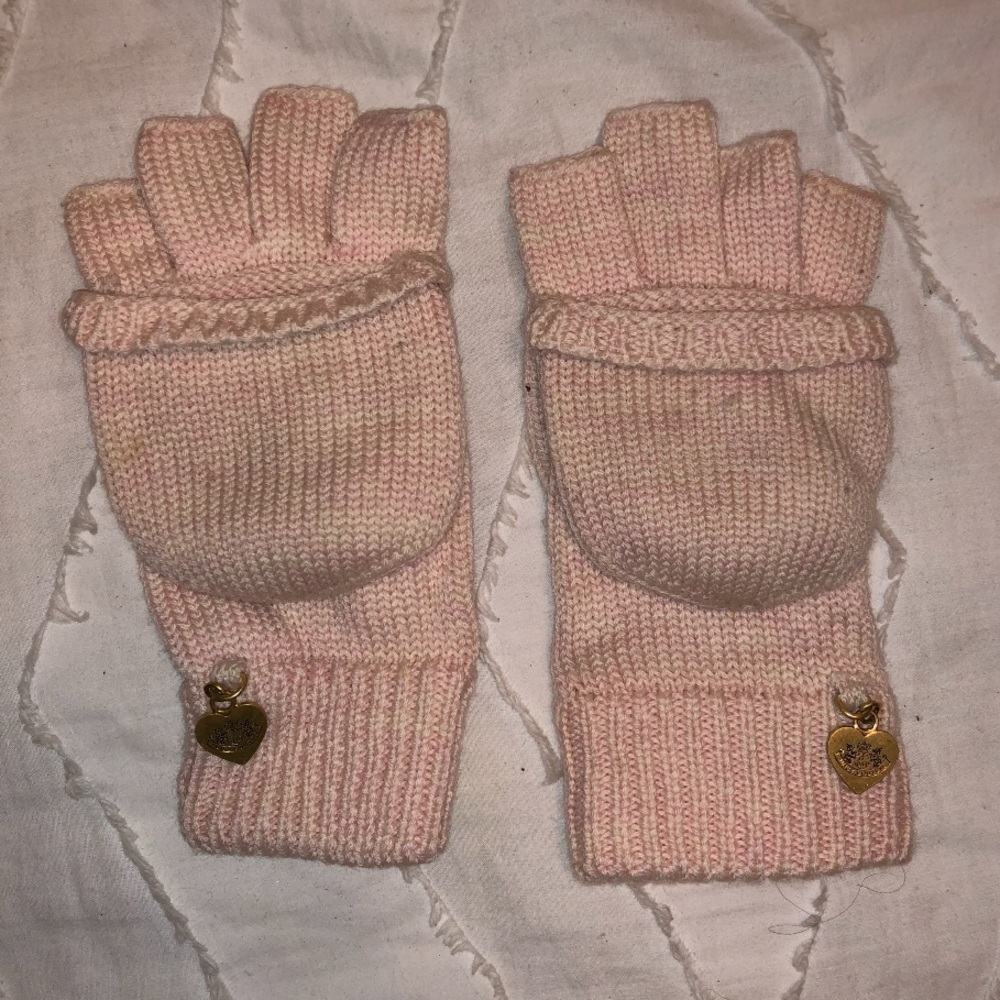 Juicy Couture Fingerless Mittens